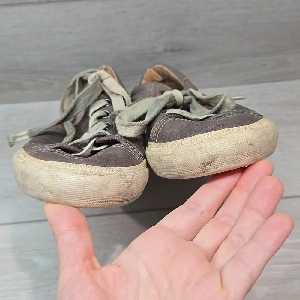 Frye Women Kira Low Top Leather sneakers shoes sz 9M